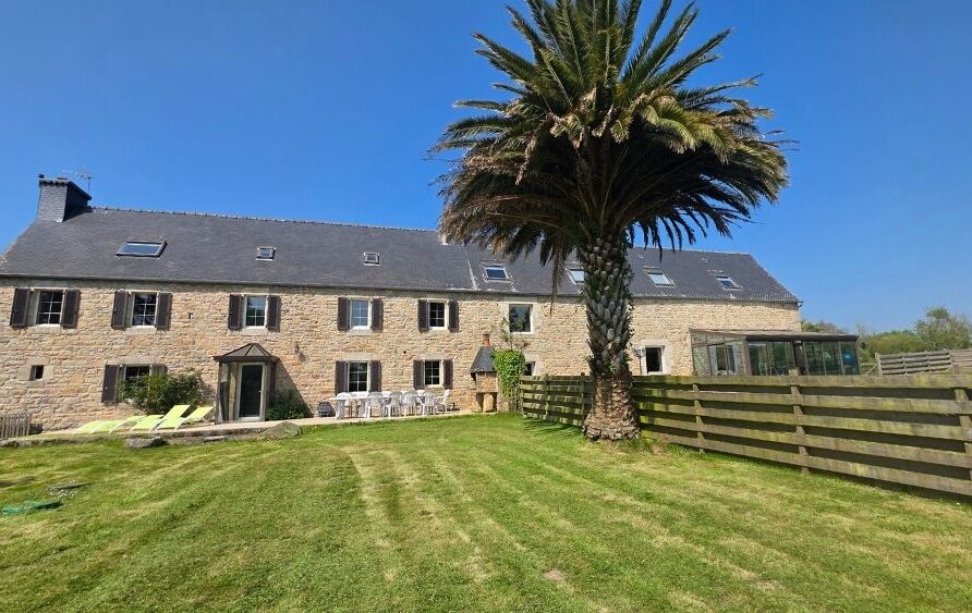 location gite 10 personnes près de Perros Guirec